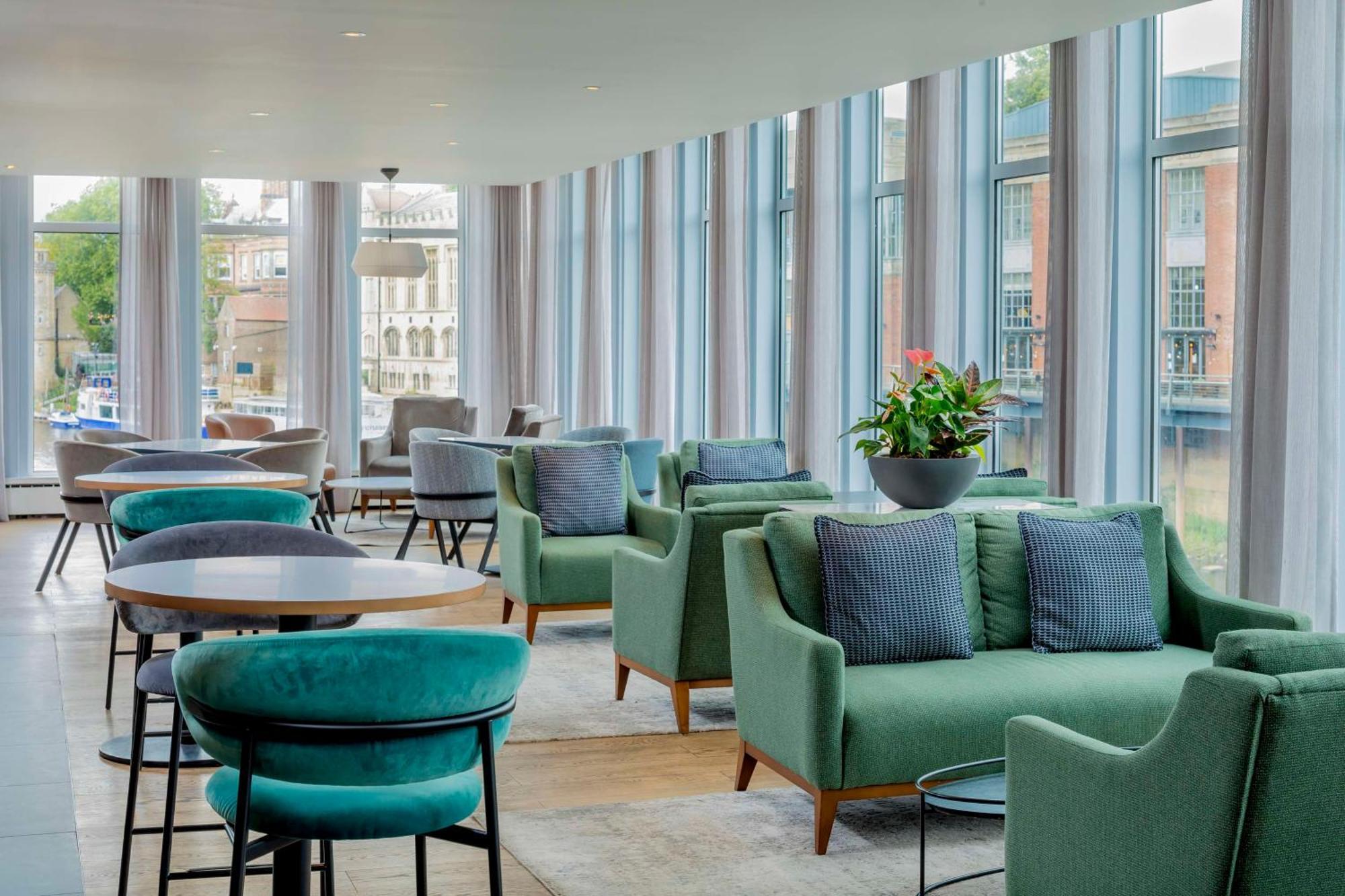Radisson Hotel York Exterior photo